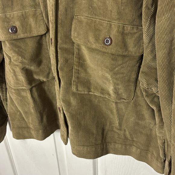 FAHERTY Olive Green cropped corduroy button down overshirt size XL - Picture 5 of 9
